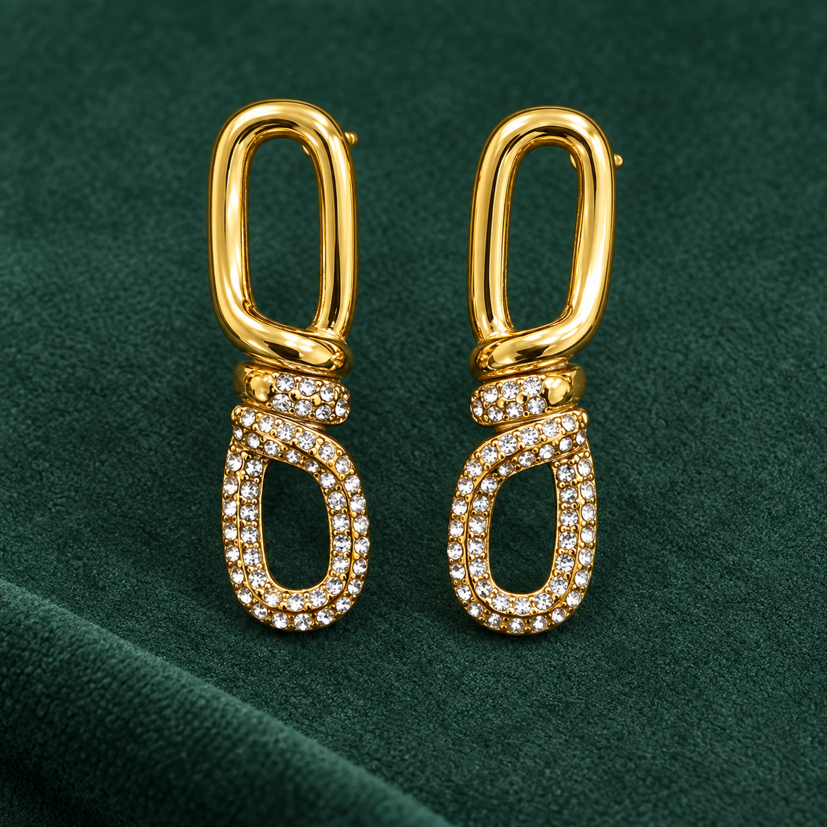 Pavé Link Earrings detail